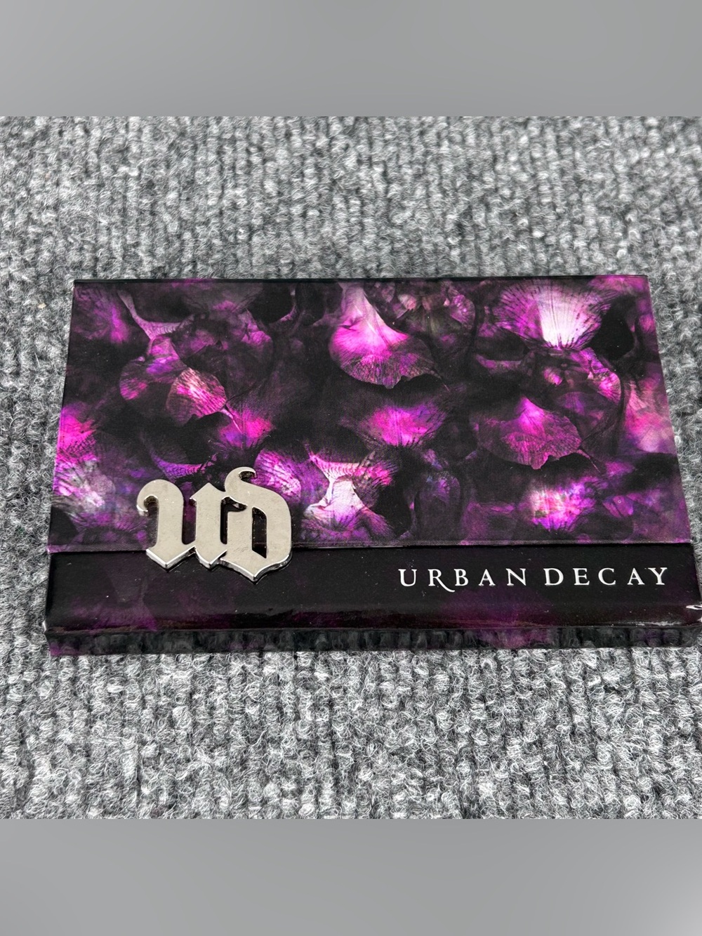 Urban Decay SHADOW BOX 12 Shade Eye Shadow Palette The Original Silver UD ~ READ
